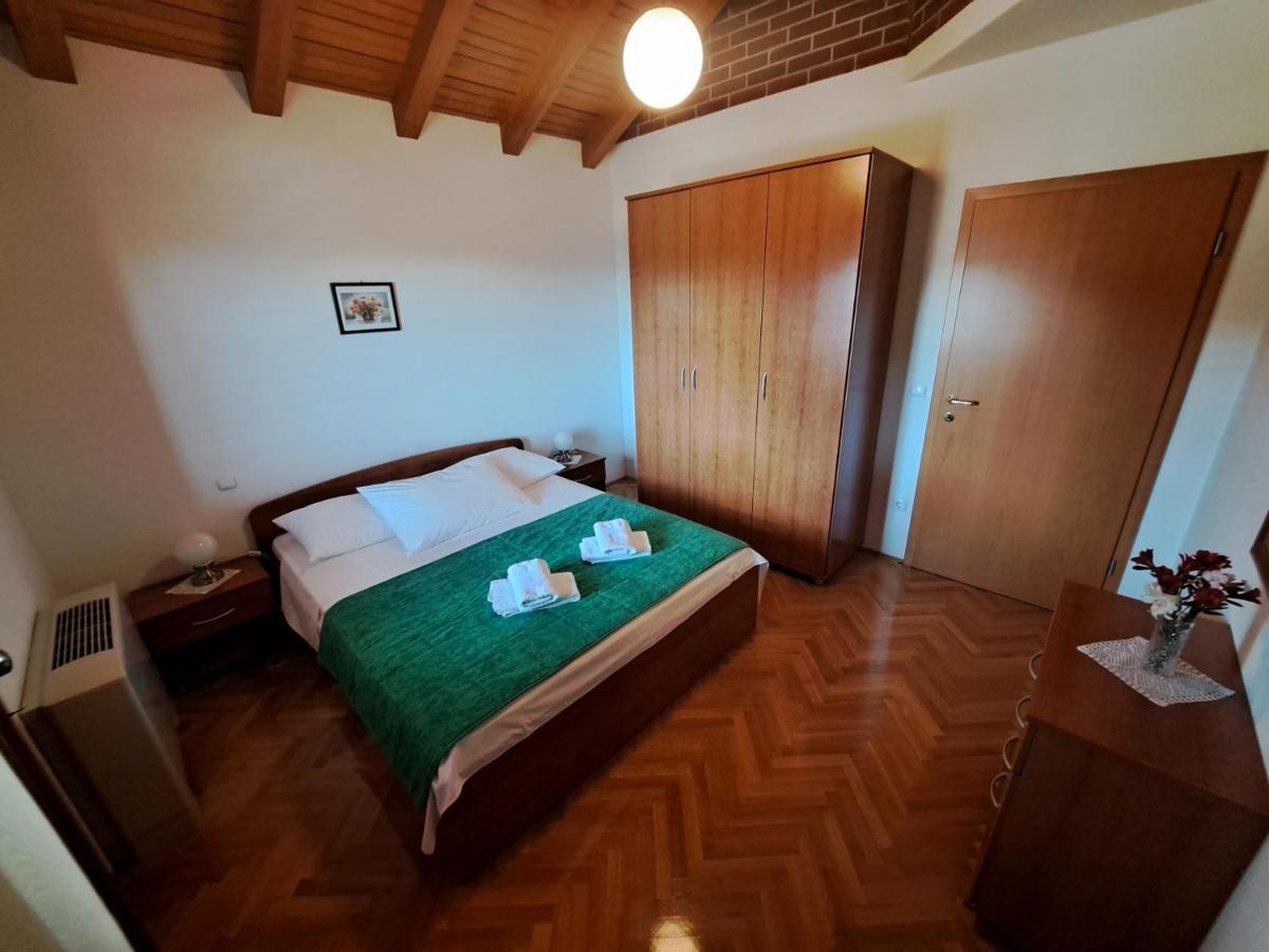 Apartment With Splendid Sea View Трогір Екстер'єр фото