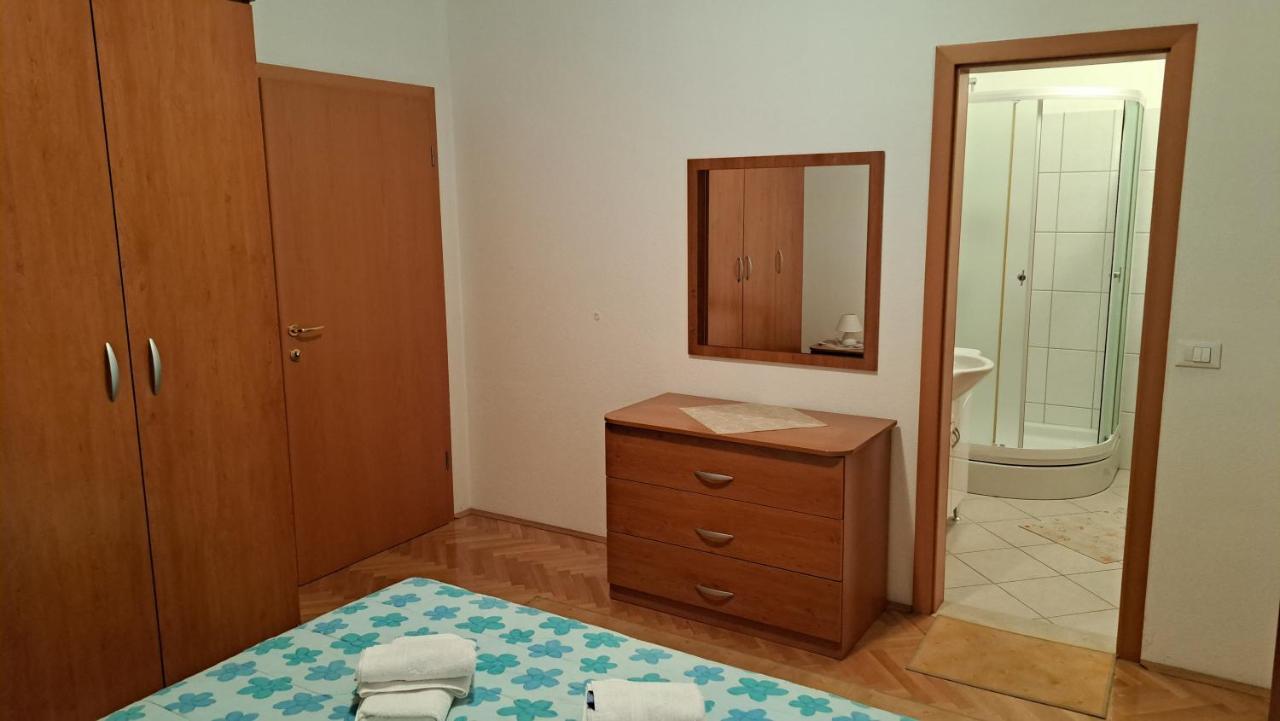 Apartment With Splendid Sea View Трогір Екстер'єр фото