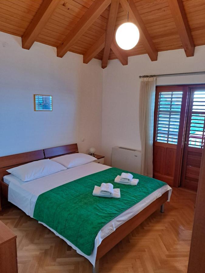 Apartment With Splendid Sea View Трогір Екстер'єр фото