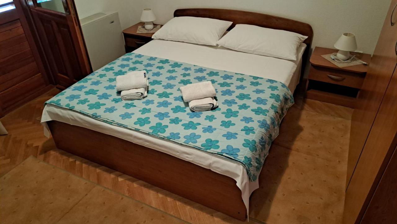 Apartment With Splendid Sea View Трогір Екстер'єр фото