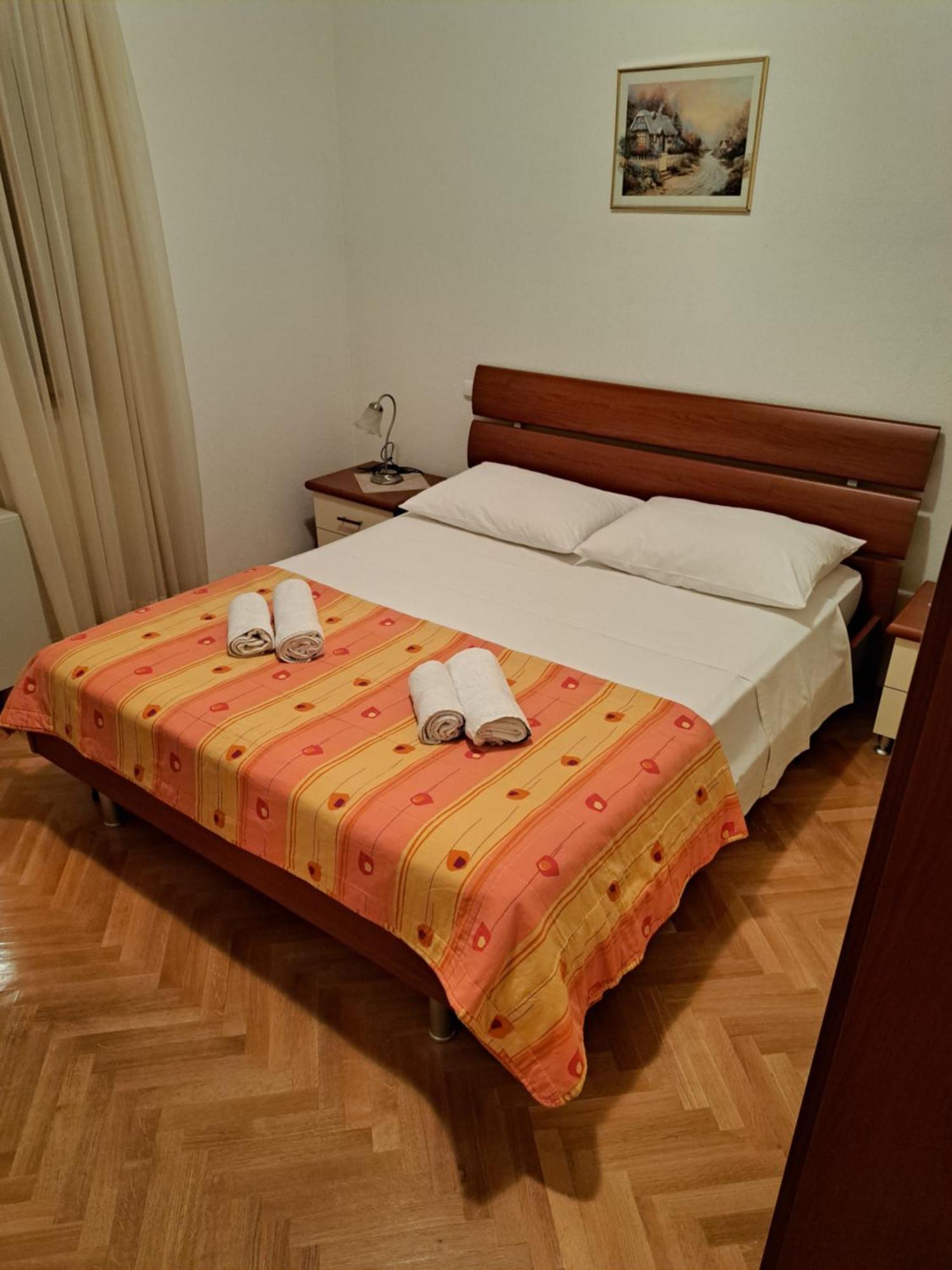 Apartment With Splendid Sea View Трогір Номер фото
