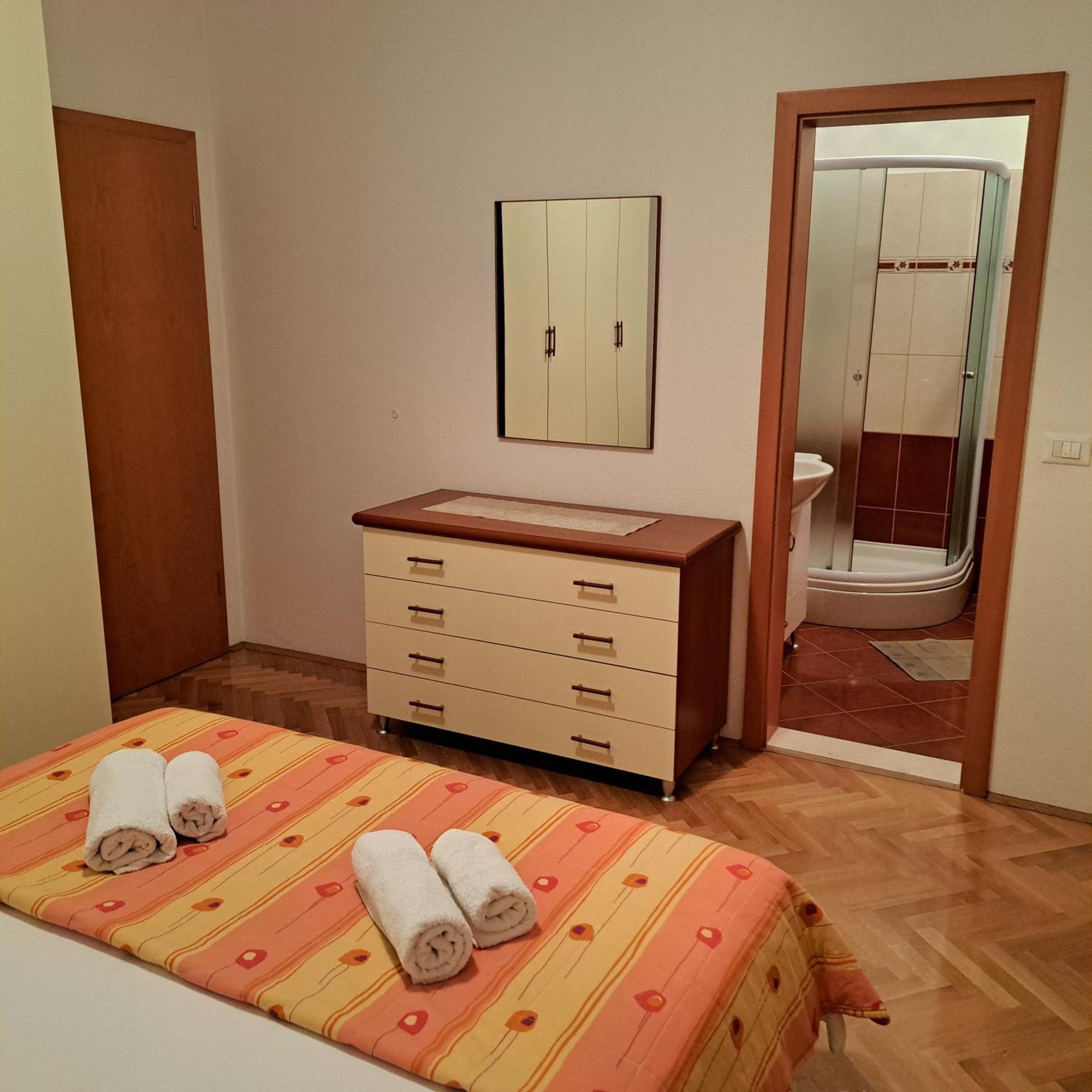 Apartment With Splendid Sea View Трогір Номер фото