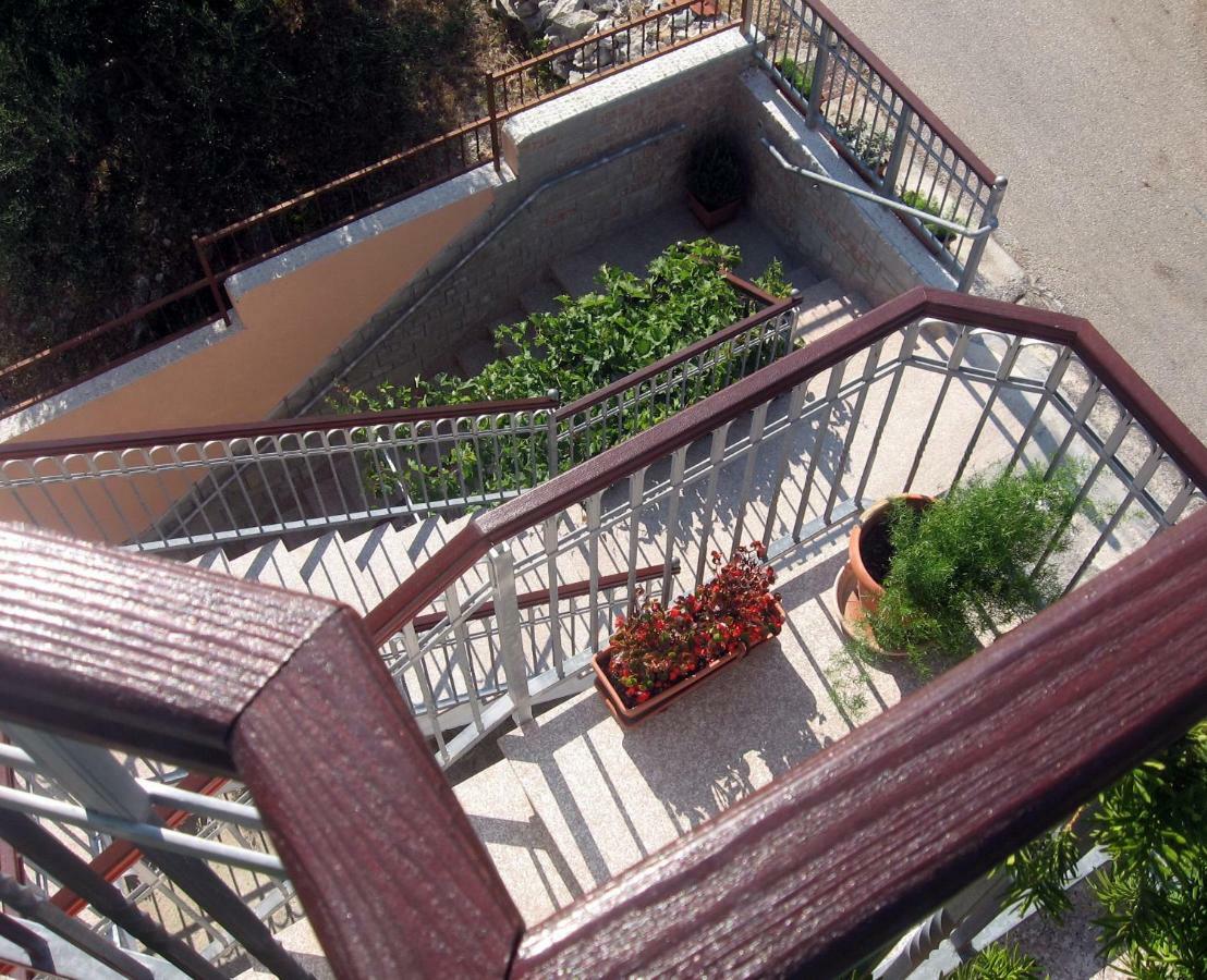 Apartment With Splendid Sea View Трогір Екстер'єр фото