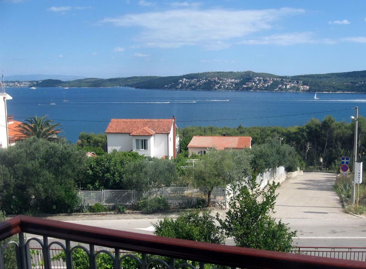 Apartment With Splendid Sea View Трогір Екстер'єр фото